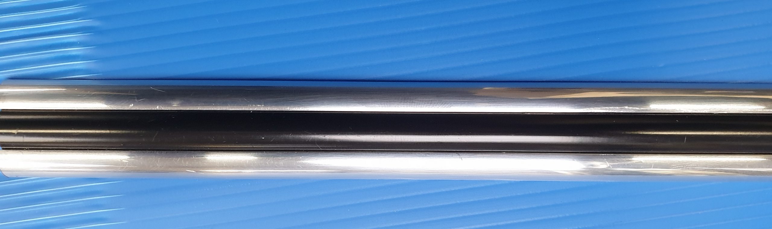 Polished Herzim Rail + Black PVC Insert - Image 9